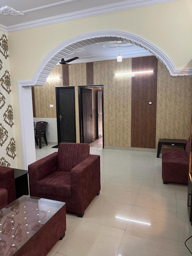 Kashi Anadam Apartment *